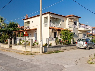 Kostas